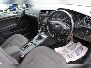 Used Volkswagen Golf 2018 for sale - 76295823: Photo 3