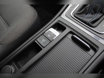 Used Volkswagen Golf 2018 for sale - 76295823: Photo 4