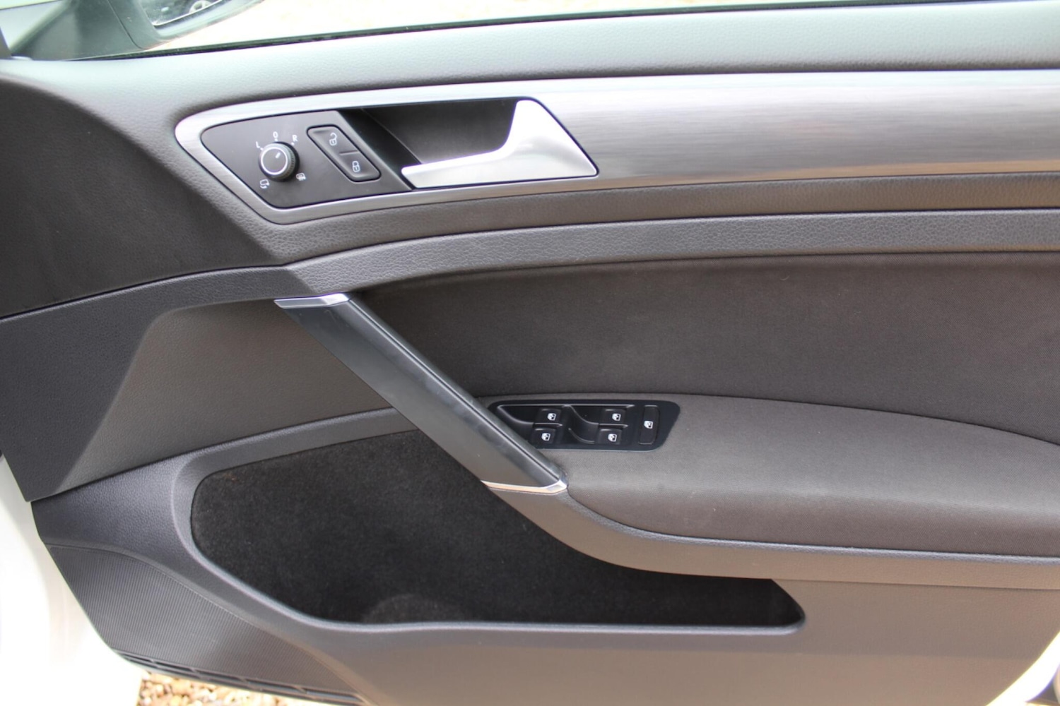 Used Volkswagen Golf 2018 for sale - 76295823: Photo 8