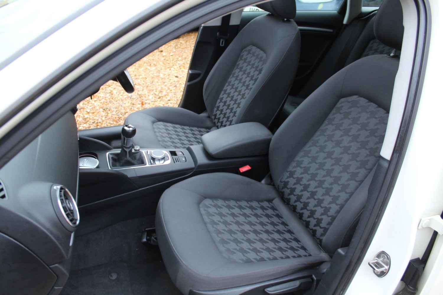 Used Audi A3 2015 for sale - 76562273: Photo 6