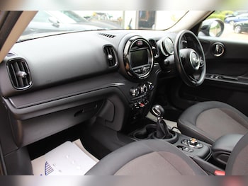Used MINI Countryman 2017 for sale - 75430485: Photo