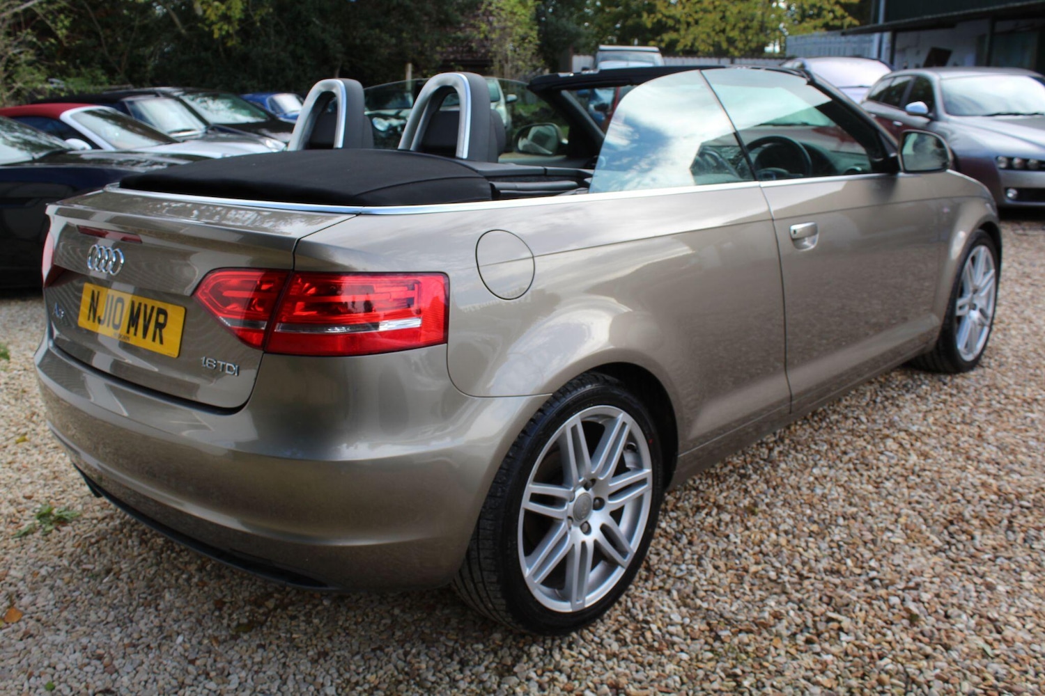 Used Audi A3 Cabriolet 2010 for sale - 76388521: Photo 12