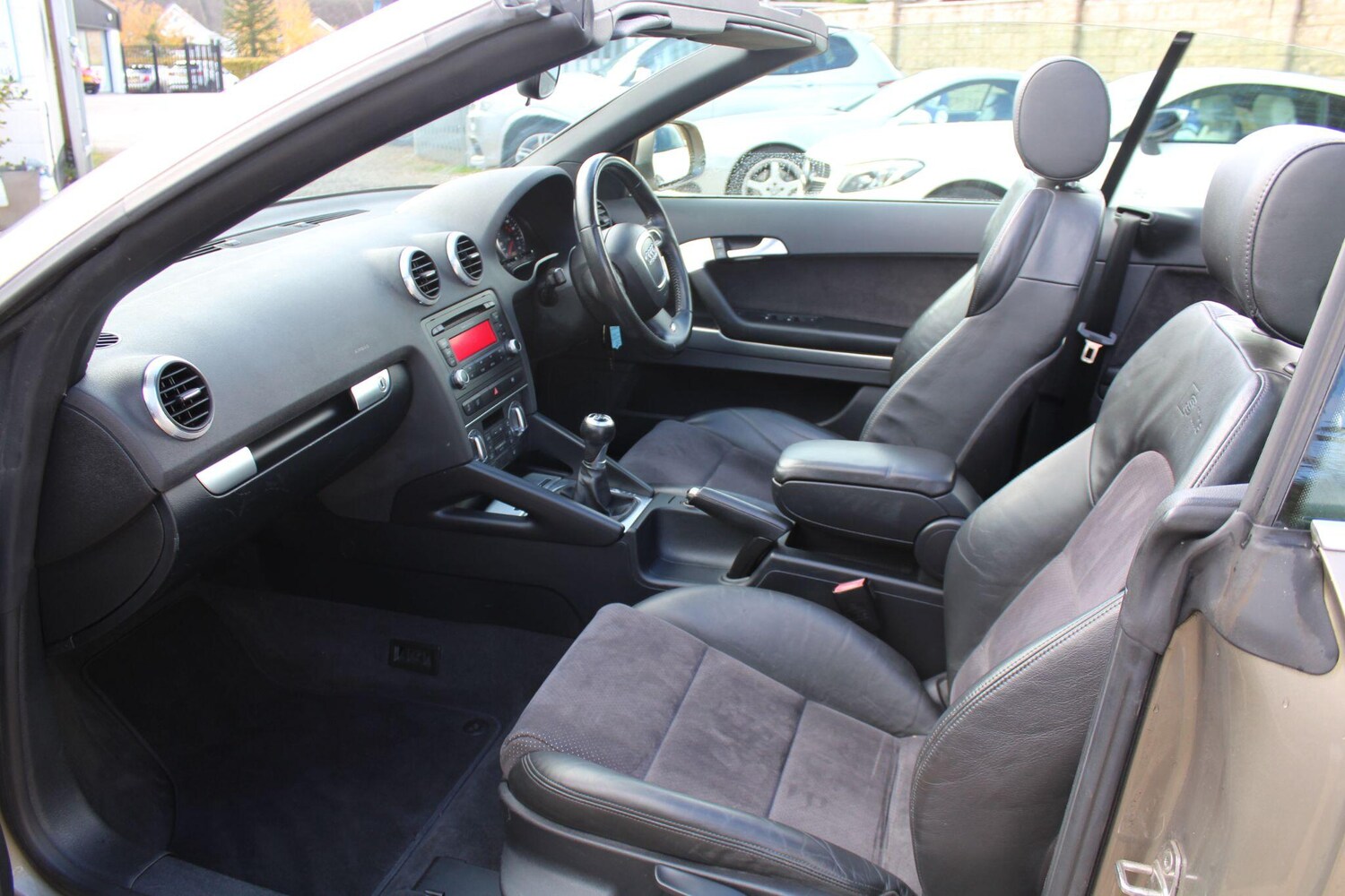 Used Audi A3 Cabriolet 2010 for sale - 76388521: Photo 18