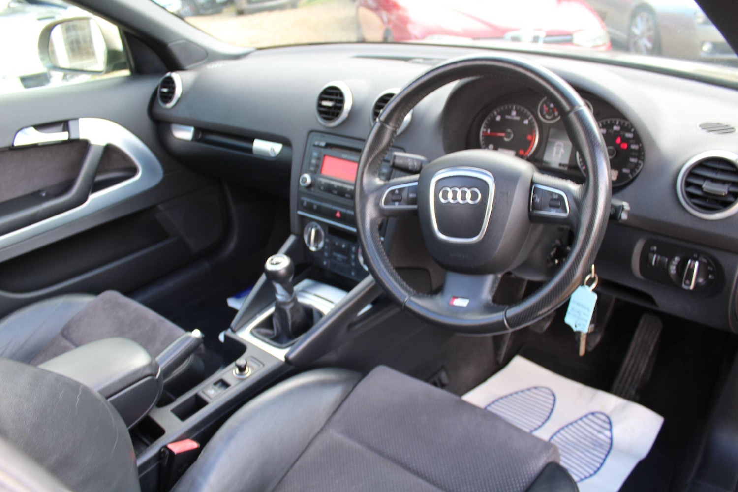 Used Audi A3 Cabriolet 2010 for sale - 76388521: Photo 2