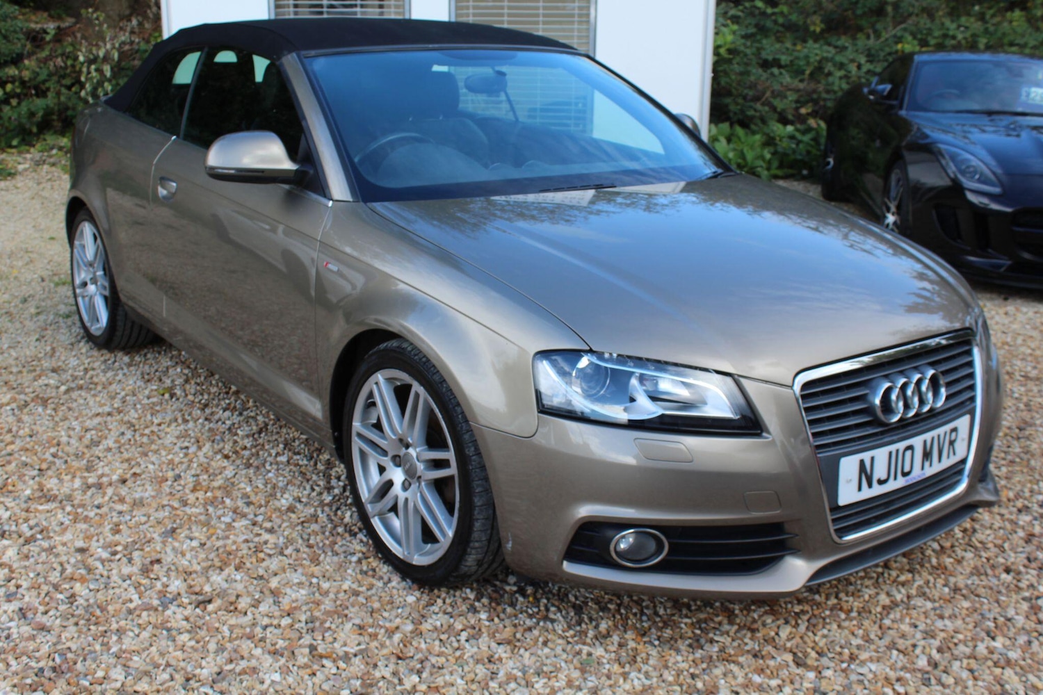 Used Audi A3 Cabriolet 2010 for sale - 76388521: Photo 4