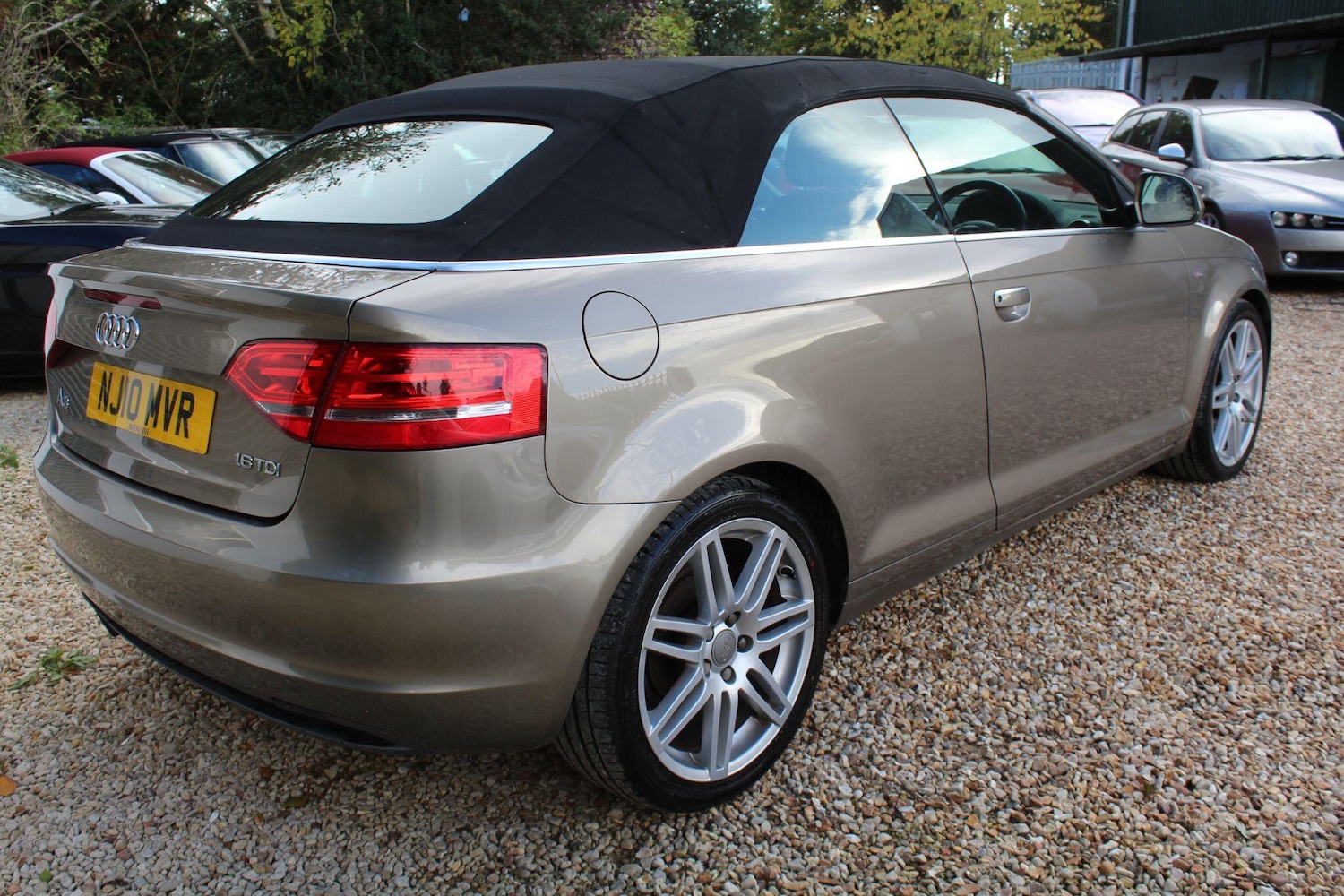 Used Audi A3 Cabriolet 2010 for sale - 76388521: Photo 8
