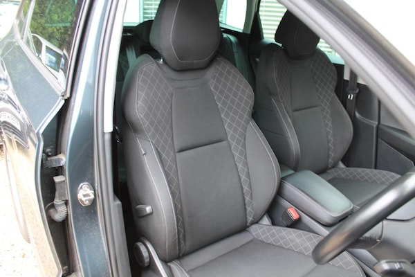 Used Skoda Karoq 2019 for sale - 74750125: Photo 14