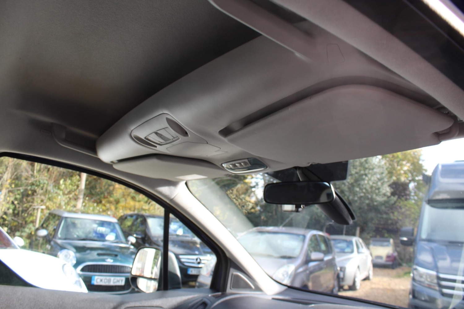 Used Ford Tourneo Connect 2017 for sale - 76457364: Photo 4