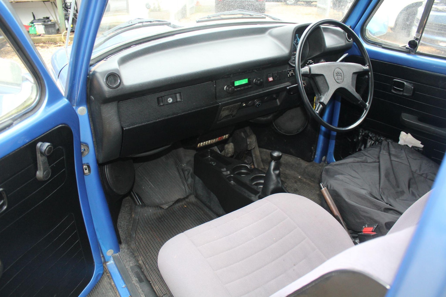 Used Volkswagen Beetle for sale - 76952668: Photo 14