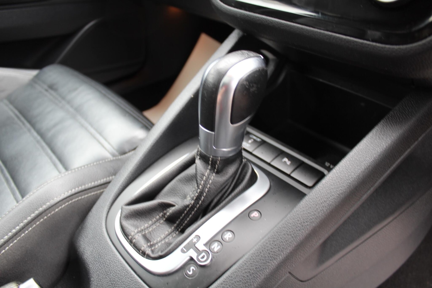 Used Volkswagen Scirocco 2015 for sale - 78047803: Photo 12