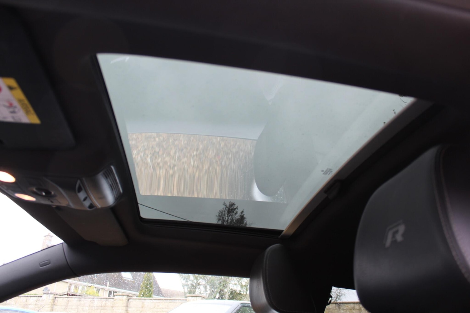 Used Volkswagen Scirocco 2015 for sale - 78047803: Photo 16