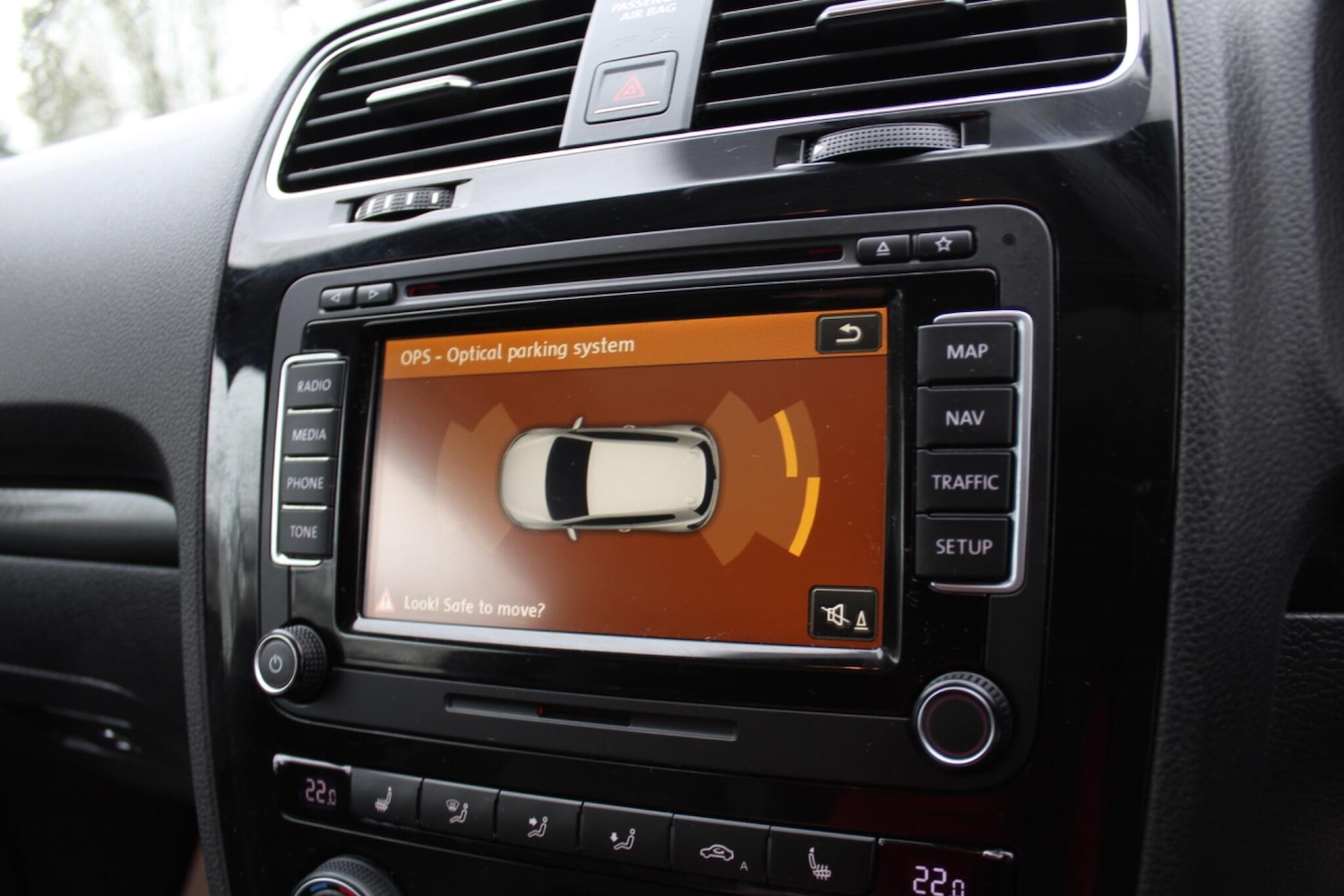 Used Volkswagen Scirocco 2015 for sale - 78047803: Photo 6