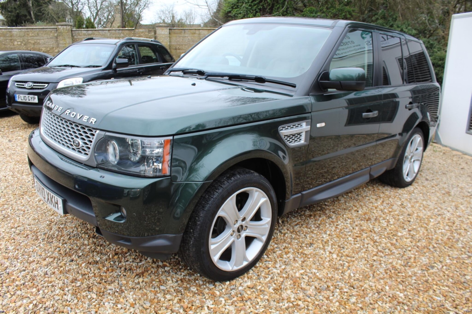 Used Land Rover Range Rover Sport 2010 for sale - 77597734: Photo 2