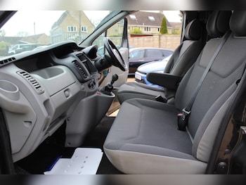 Used Vauxhall Vivaro 2012 for sale - 78230935: Photo