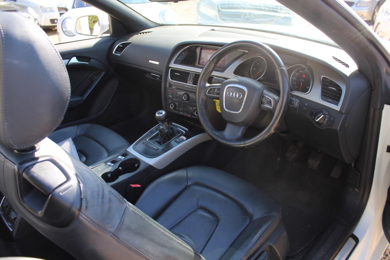 Used Audi A5 Cabriolet 2010 for sale - 76122392: Photo 2