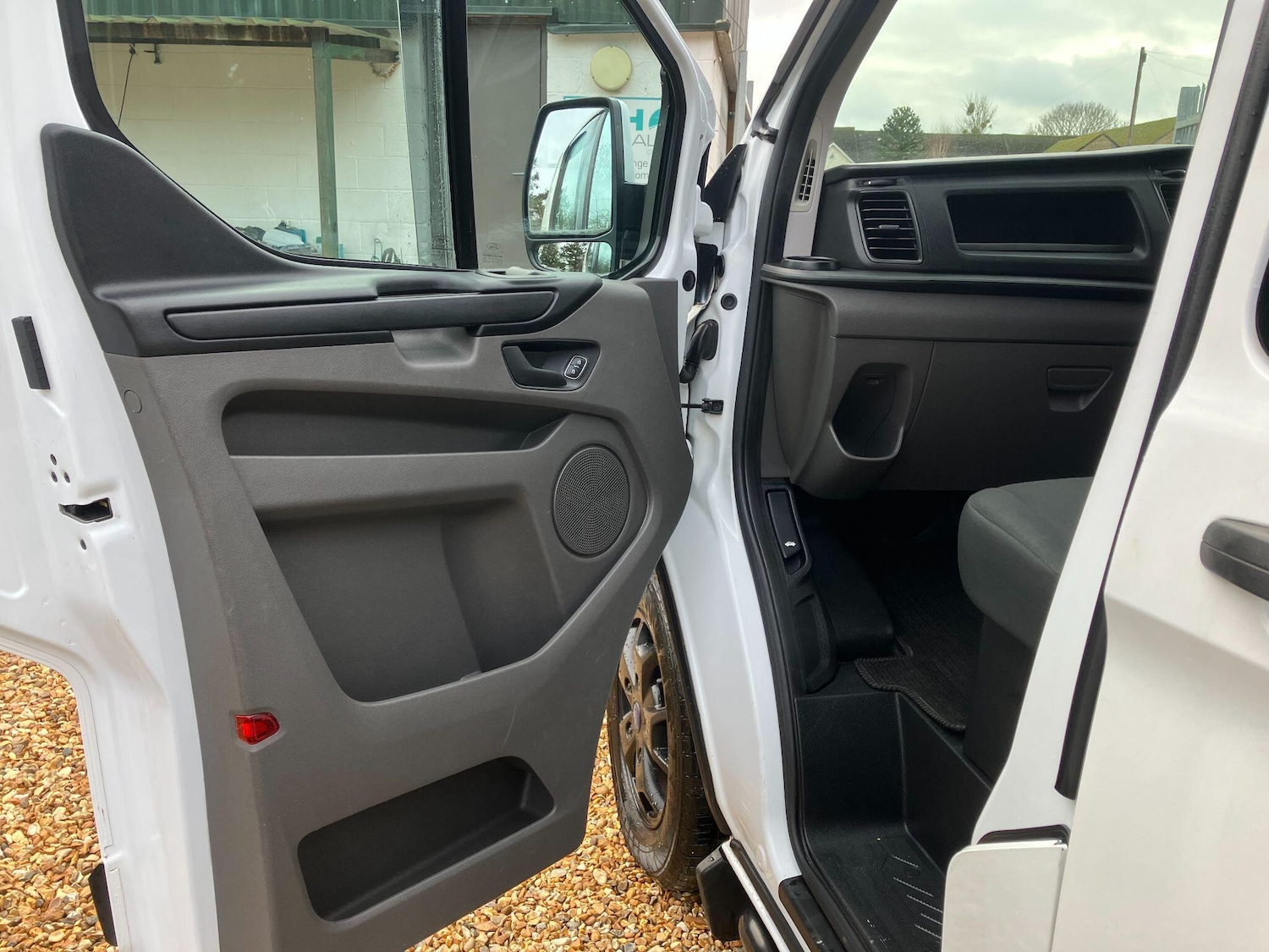 Used Ford Transit Custom 2018 for sale - 77155443: Photo 15