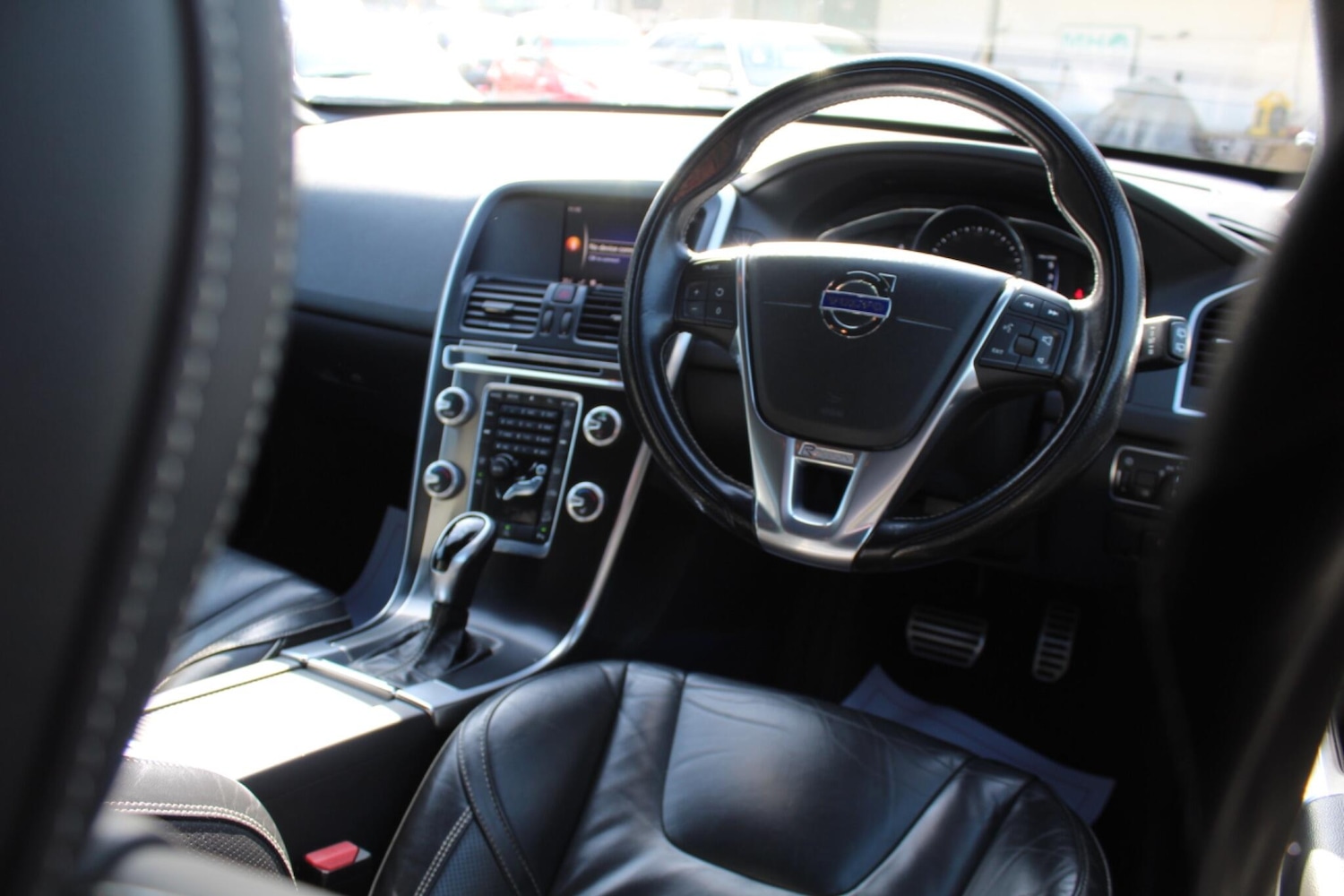 Used Volvo XC60 2017 for sale - 77808748: Photo 10