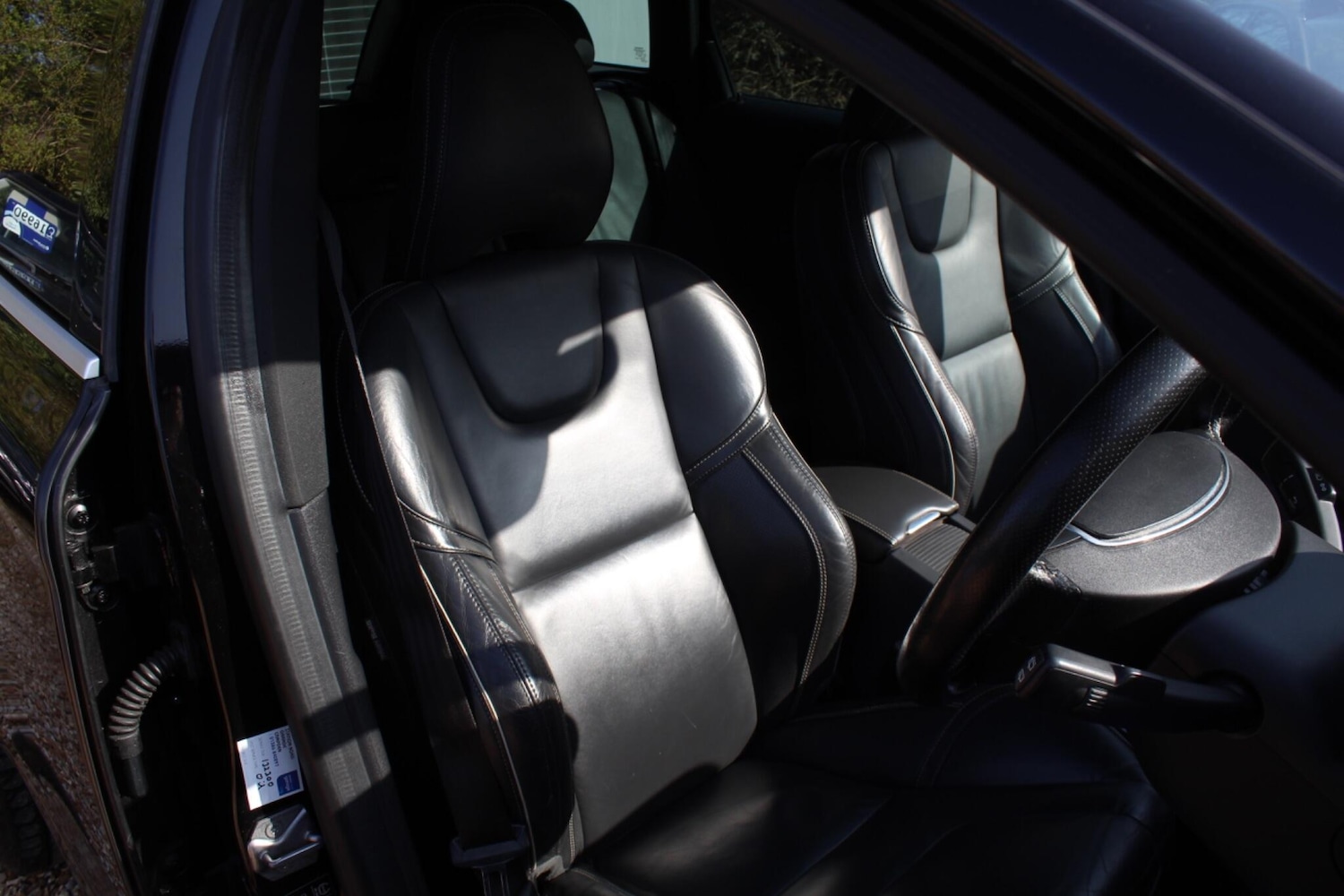 Used Volvo XC60 2017 for sale - 77808748: Photo 6