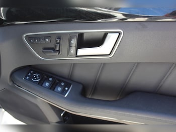 Used Mercedes-Benz E Class 2013 for sale - 78416553: Photo