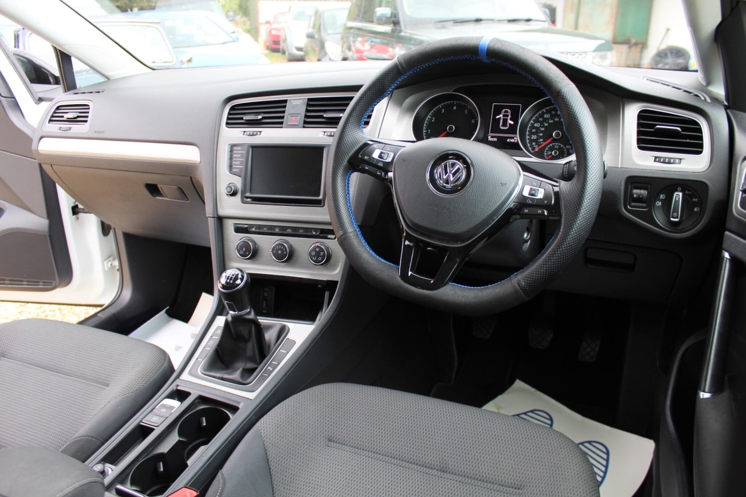 Used Volkswagen Golf for sale - 78135859: Photo 2