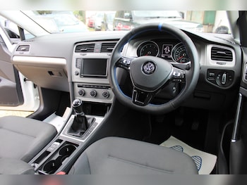 Used Volkswagen Golf 2016 for sale - 78135859: Photo