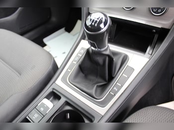 Used Volkswagen Golf 2016 for sale - 78135859: Photo