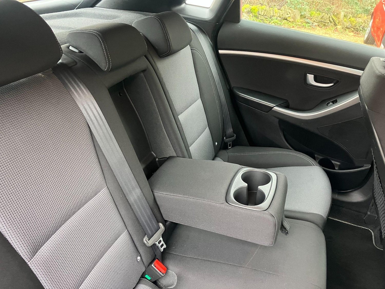 Used Hyundai i30 2016 for sale - 77175635: Photo 17