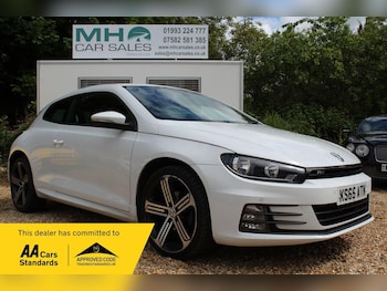 Used Volkswagen Scirocco 2016 for sale - 78601142: Photo