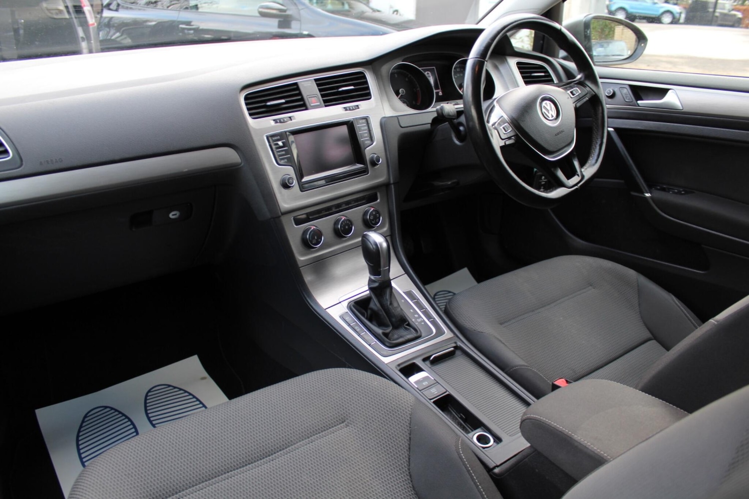 Used Volkswagen Golf 2014 for sale - 76952556: Photo 13