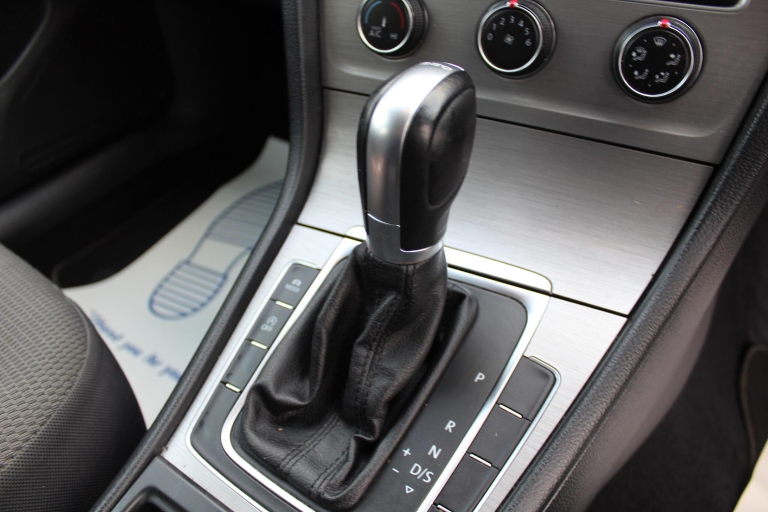 Used Volkswagen Golf 2014 for sale - 76952556: Photo 3