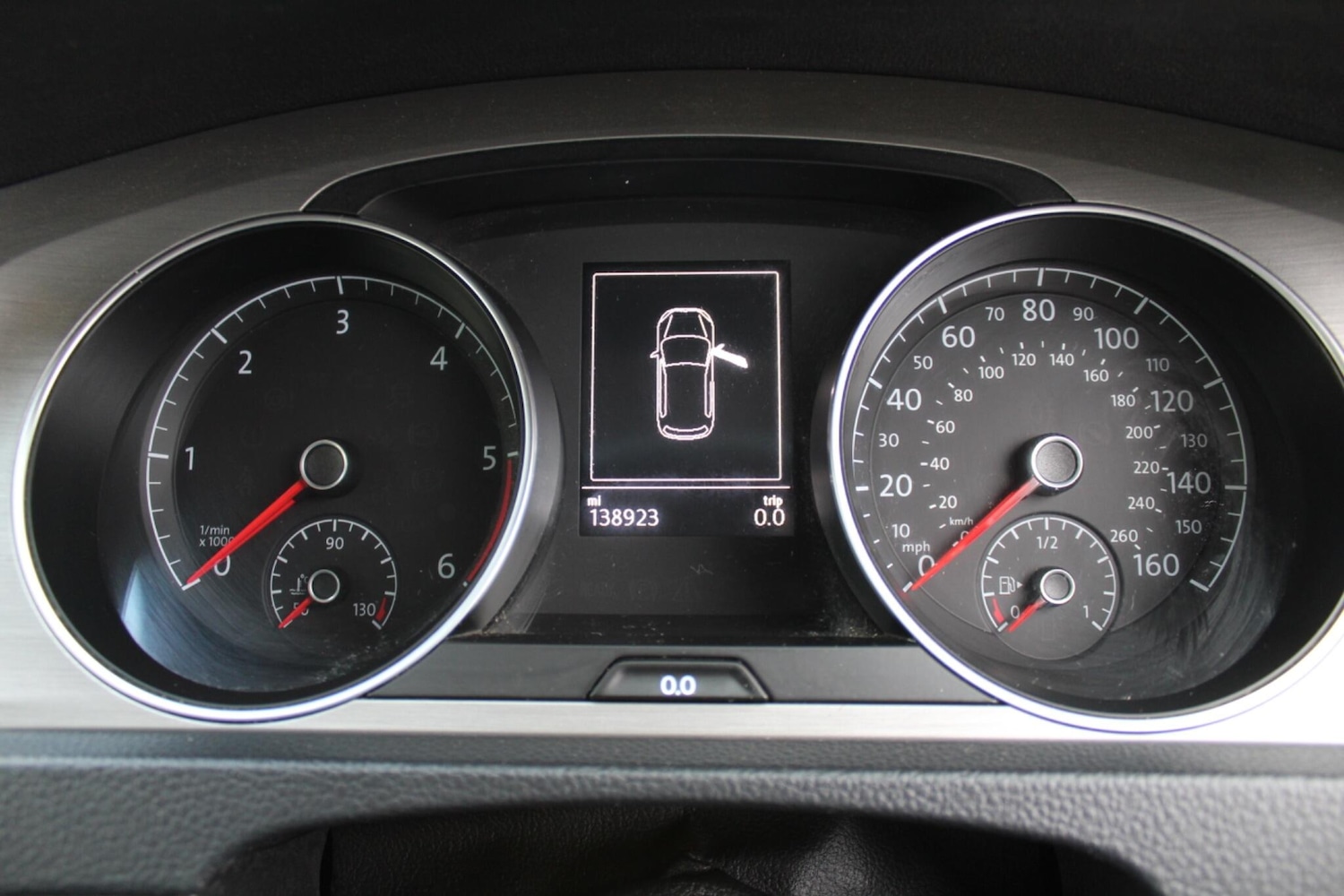 Used Volkswagen Golf 2014 for sale - 76952556: Photo 6