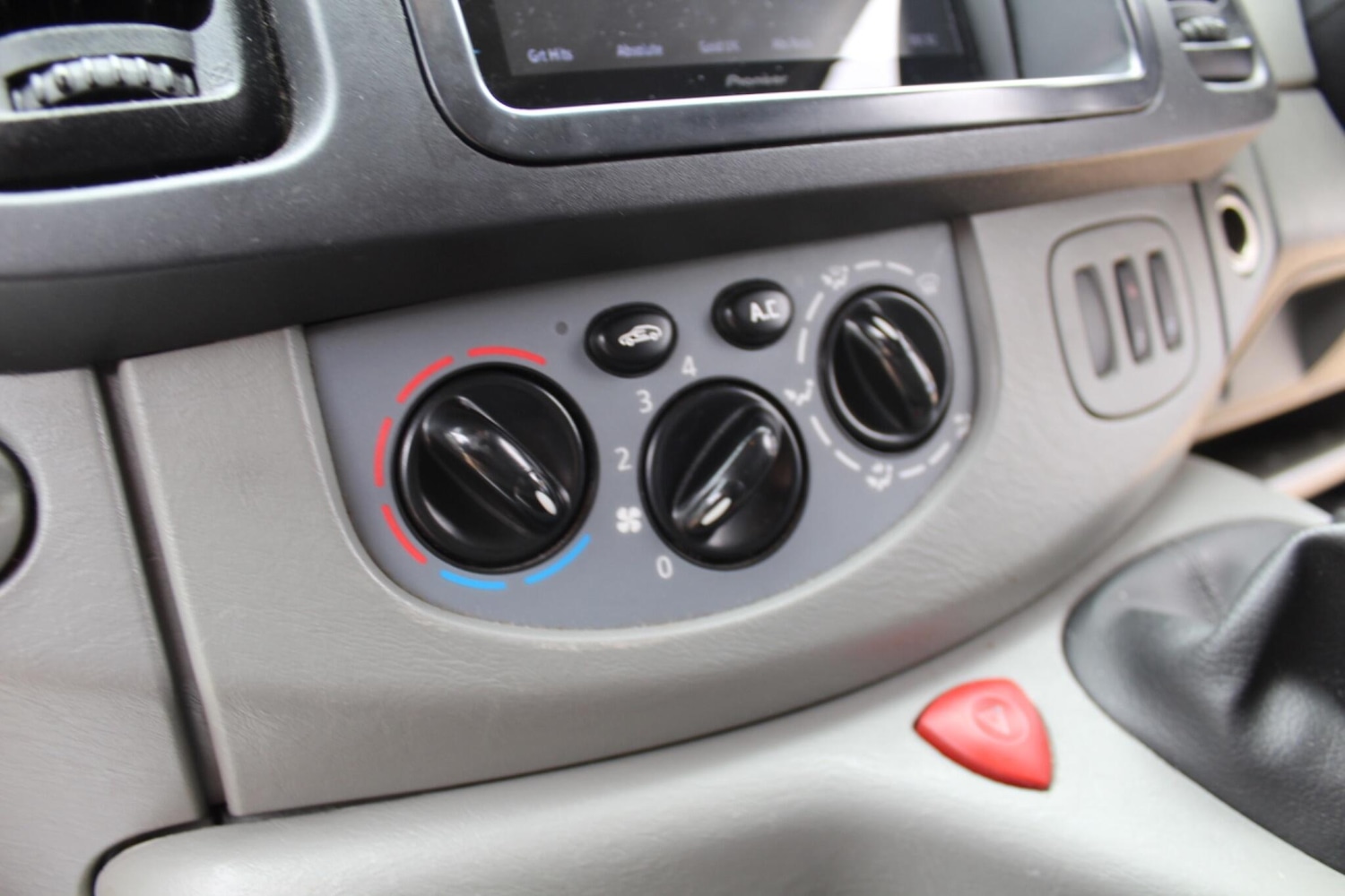 Used Vauxhall Vivaro 2012 for sale - 78127452: Photo 3