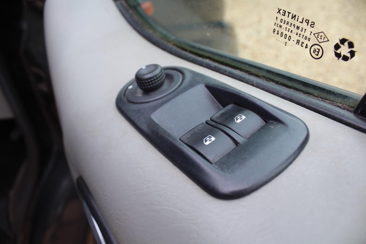 Used Vauxhall Vivaro 2012 for sale - 78127452: Photo 6