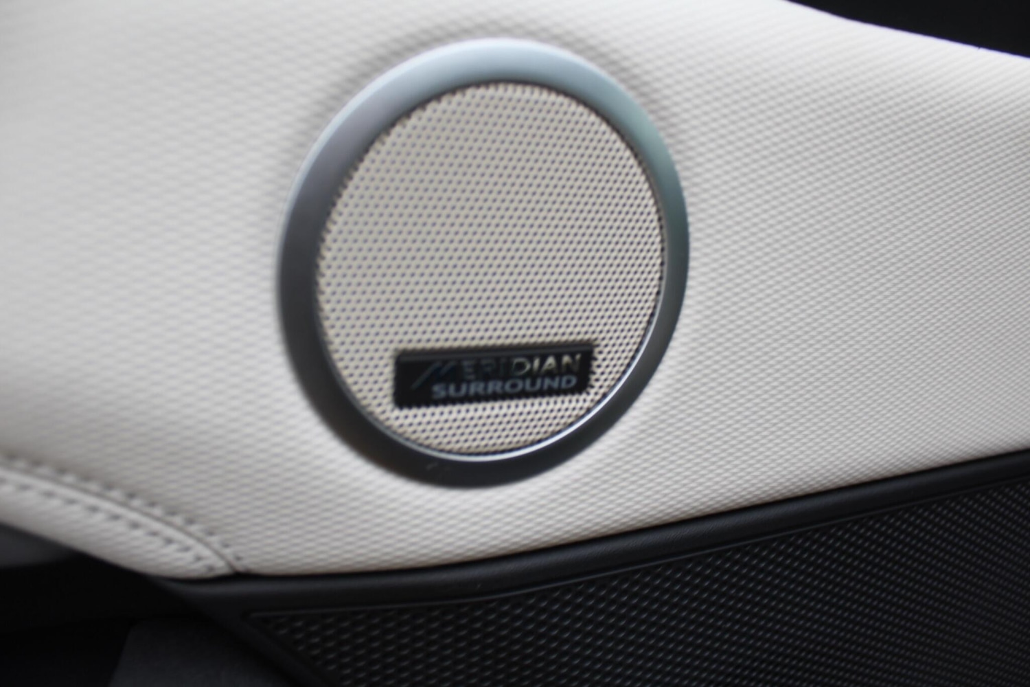 Used Land Rover Discovery 2023 for sale - 76409170: Photo 23