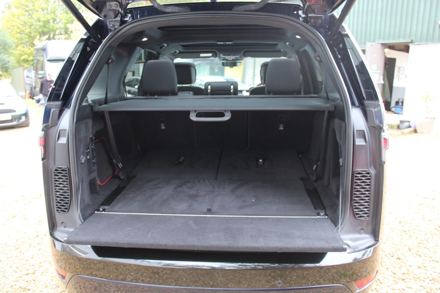 Used Land Rover Discovery 2023 for sale - 76409170: Photo 36