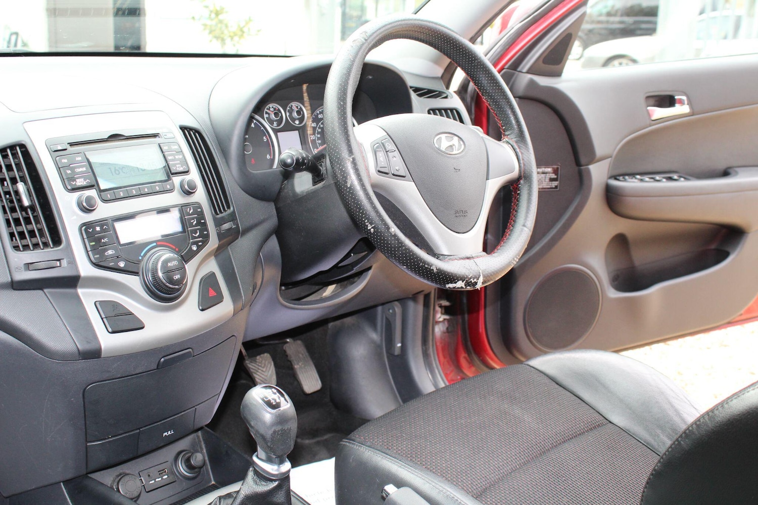 Used Hyundai i30 2011 for sale - 76188456: Photo 14