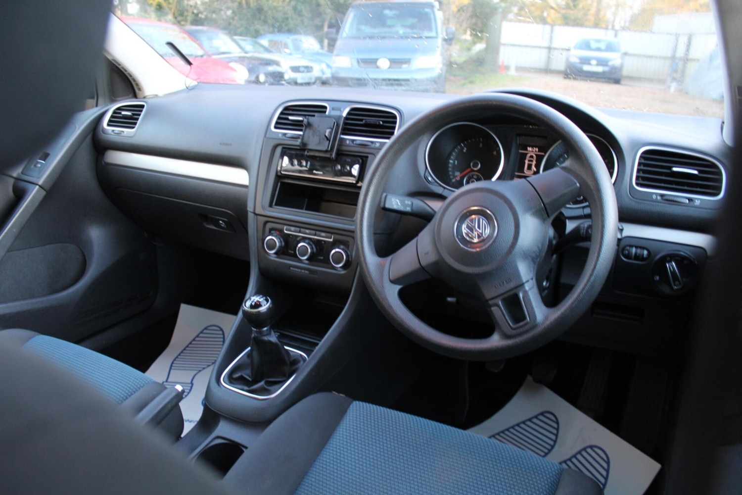 Used Volkswagen Golf 2010 for sale - 76619829: Photo 17