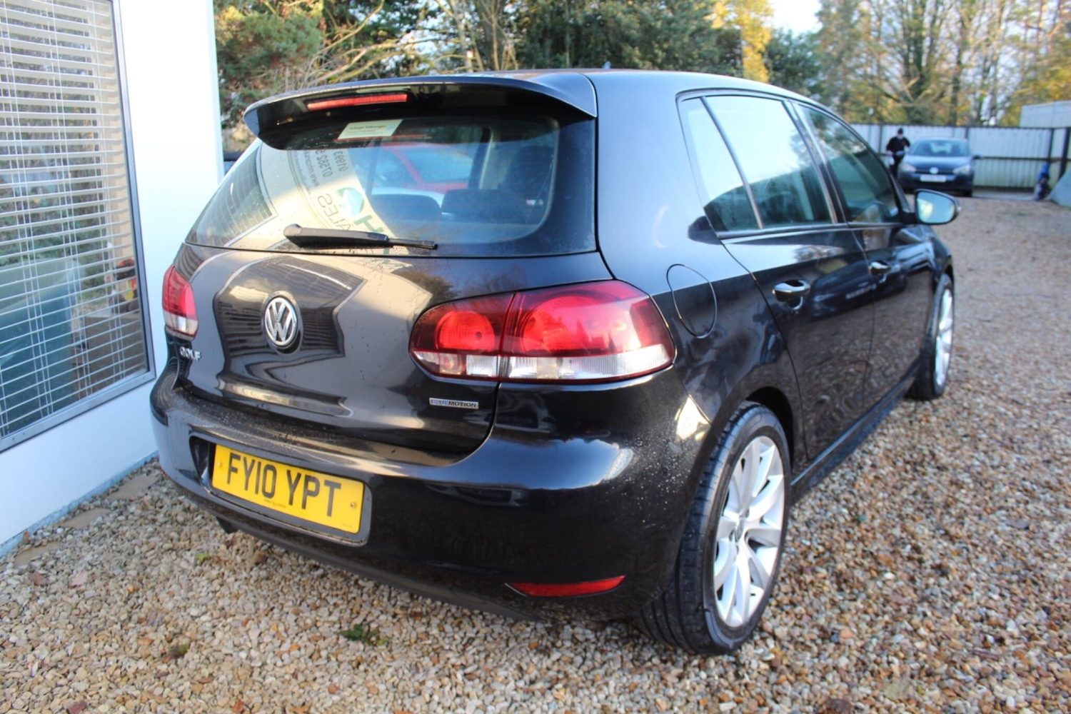 Used Volkswagen Golf 2010 for sale - 76619829: Photo 3