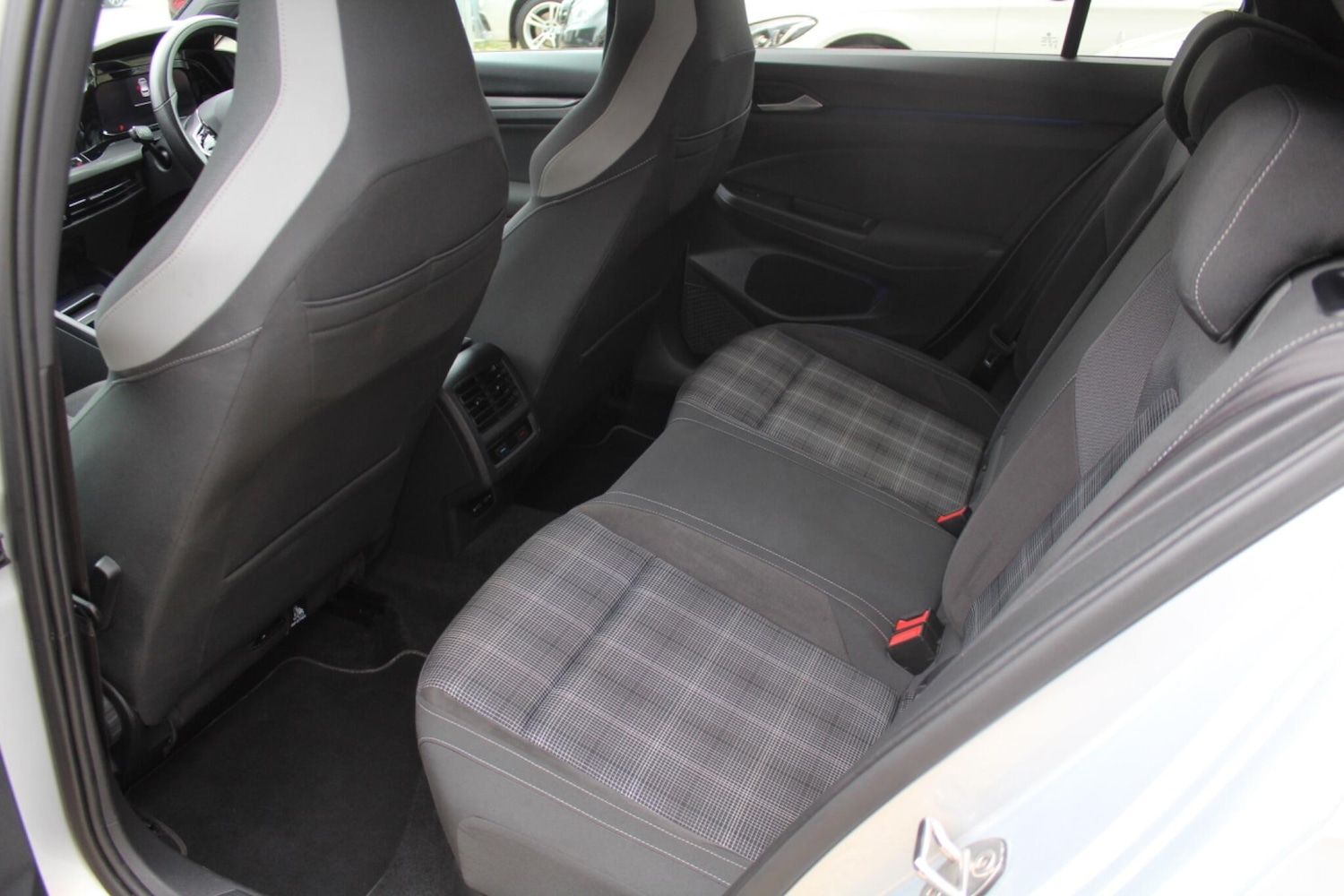 Used Volkswagen Golf 2020 for sale - 76201398: Photo 21