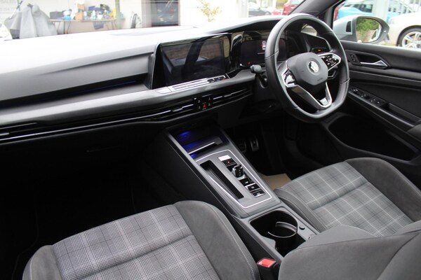 Used Volkswagen Golf 2020 for sale - 76201398: Photo 22