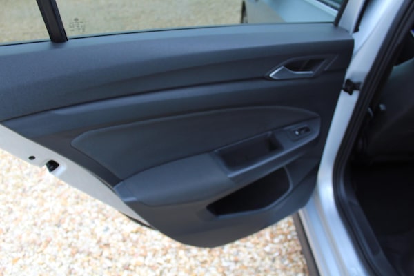 Used Volkswagen Golf 2020 for sale - 76201398: Photo 23