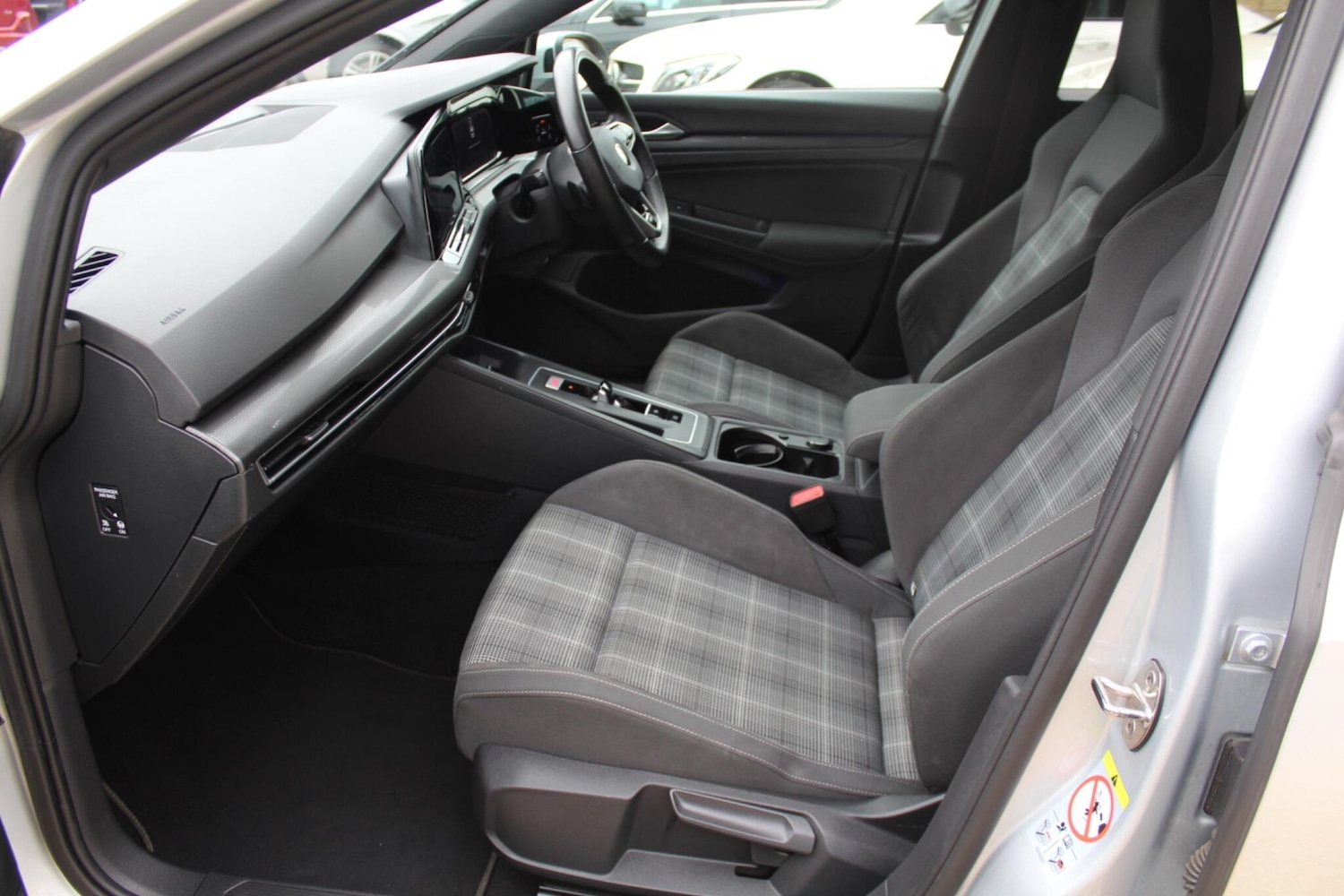 Used Volkswagen Golf 2020 for sale - 76201398: Photo 27