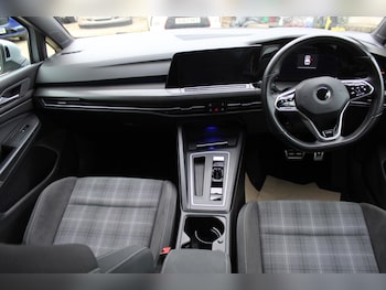 Used Volkswagen Golf 2020 for sale - 76201398: Photo 2