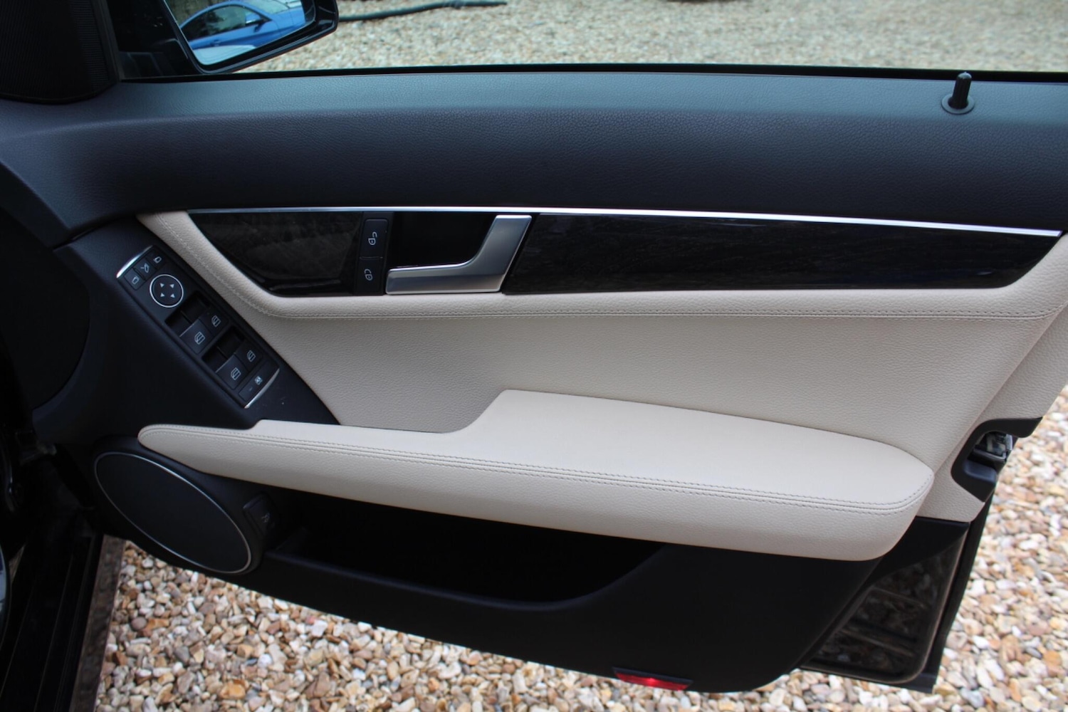 Used Mercedes-Benz C-Class 2011 for sale - 76042097: Photo 12