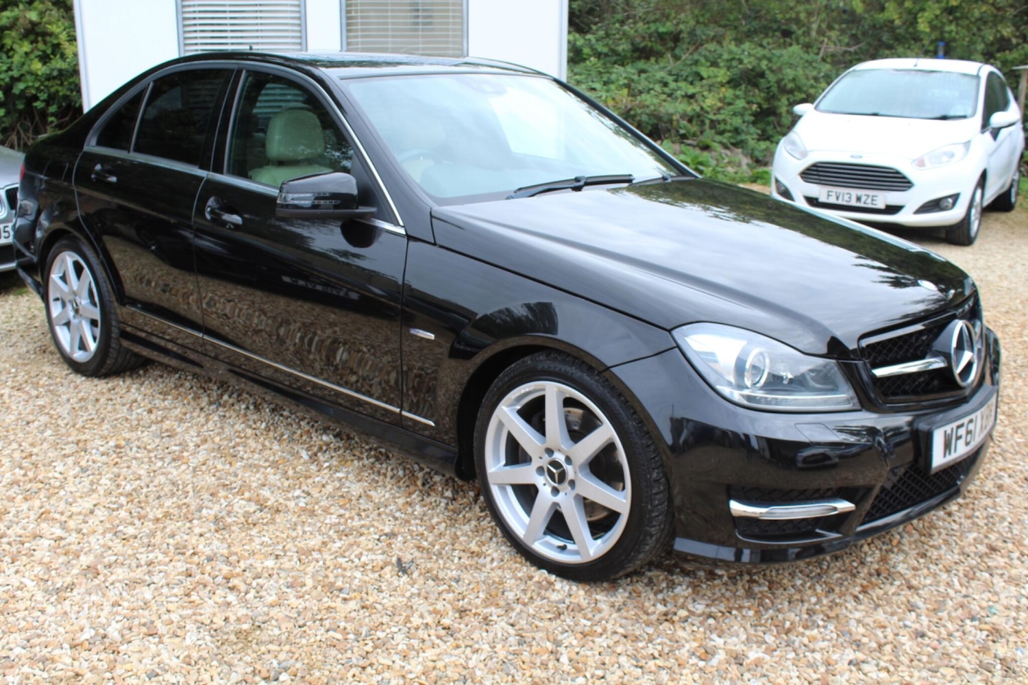 Used Mercedes-Benz C-Class 2011 for sale - 76042097: Photo 29