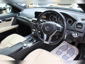 Used Mercedes-Benz C-Class 2011 for sale - 76042097: Photo