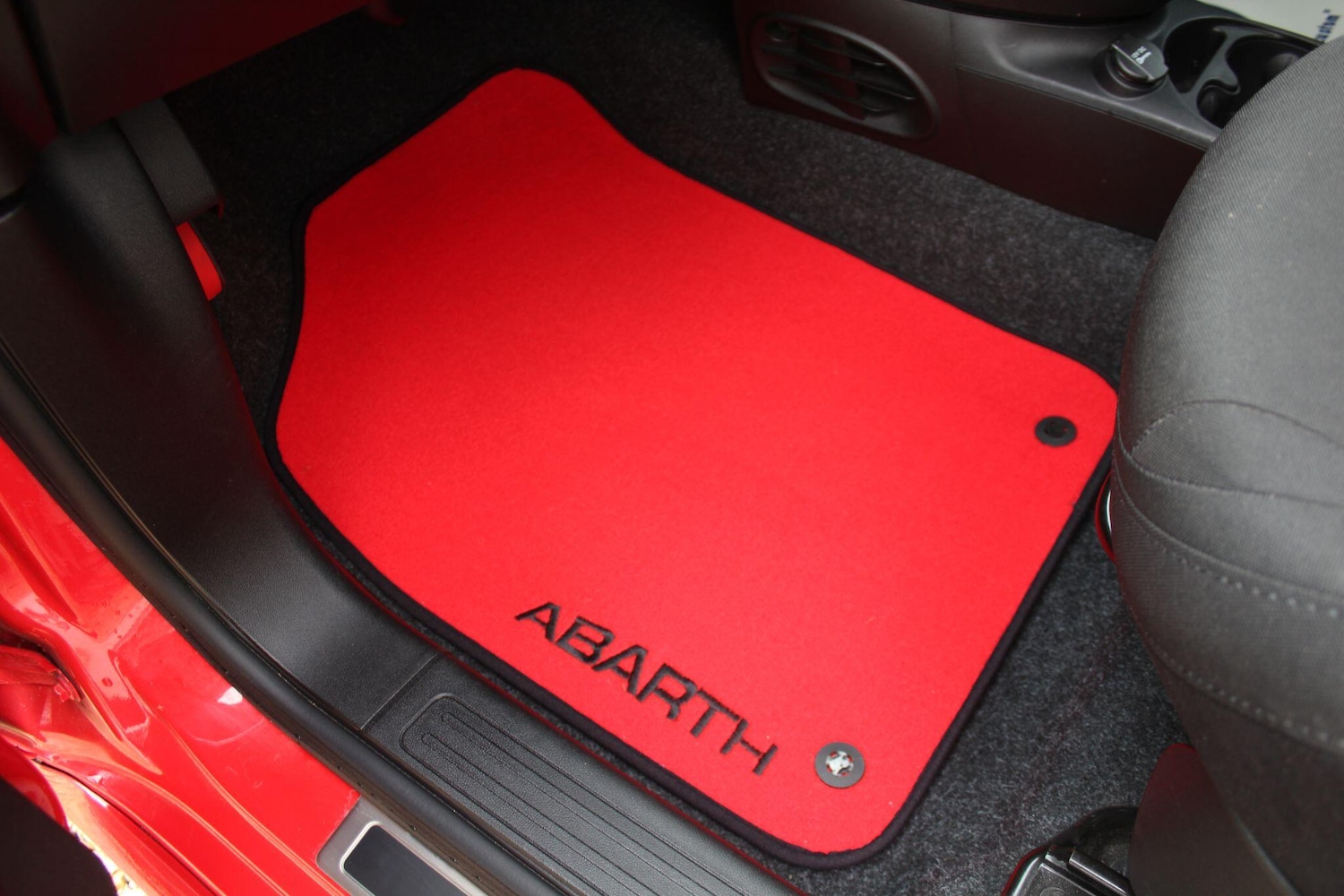 Used Abarth 595 for sale - 76989930: Photo 28