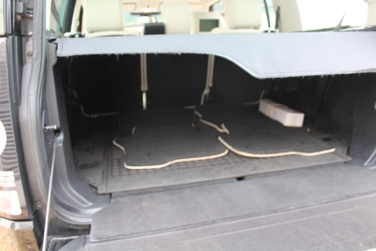 Used Land Rover Discovery 2014 for sale - 77358643: Photo 11