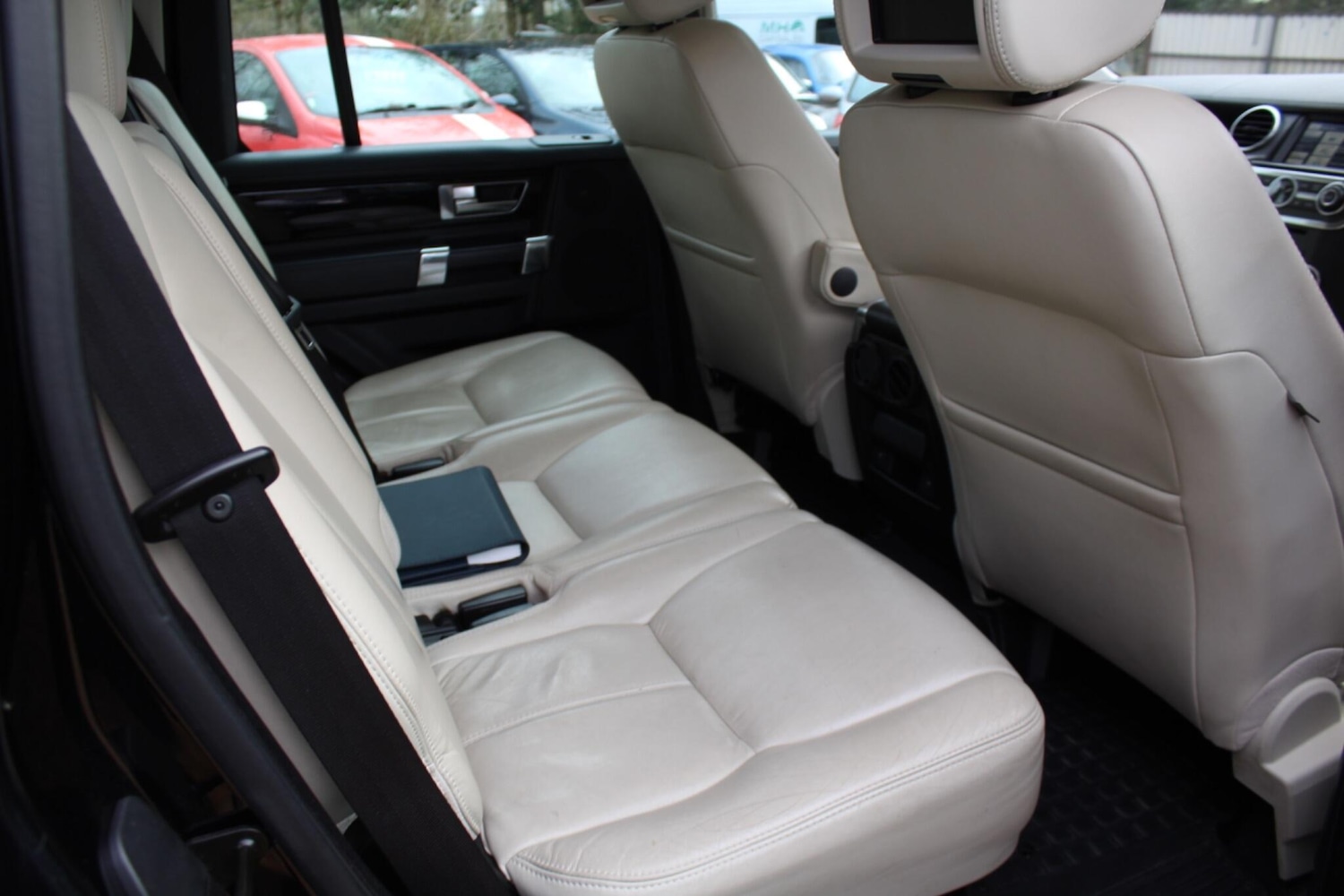 Used Land Rover Discovery 2014 for sale - 77358643: Photo 8