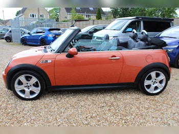Used MINI Convertible 2005 for sale - 78503758: Photo
